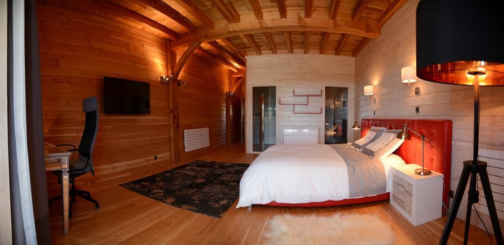 Domaine Du Mont Monnet - Chambre D'Hotes & Gite Longes ภายนอก รูปภาพ